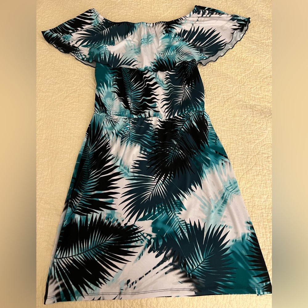 White House Black Market Off the shoulder dress